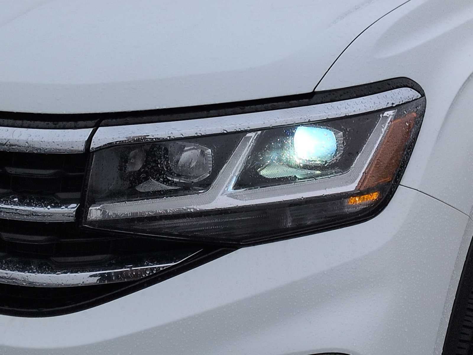 2021 Volkswagen Atlas Cross Sport 3.6L V6 SEL Premium R-Line