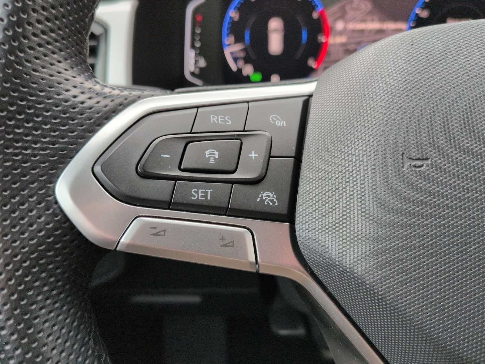 2021 Volkswagen Atlas Cross Sport 3.6L V6 SEL Premium R-Line