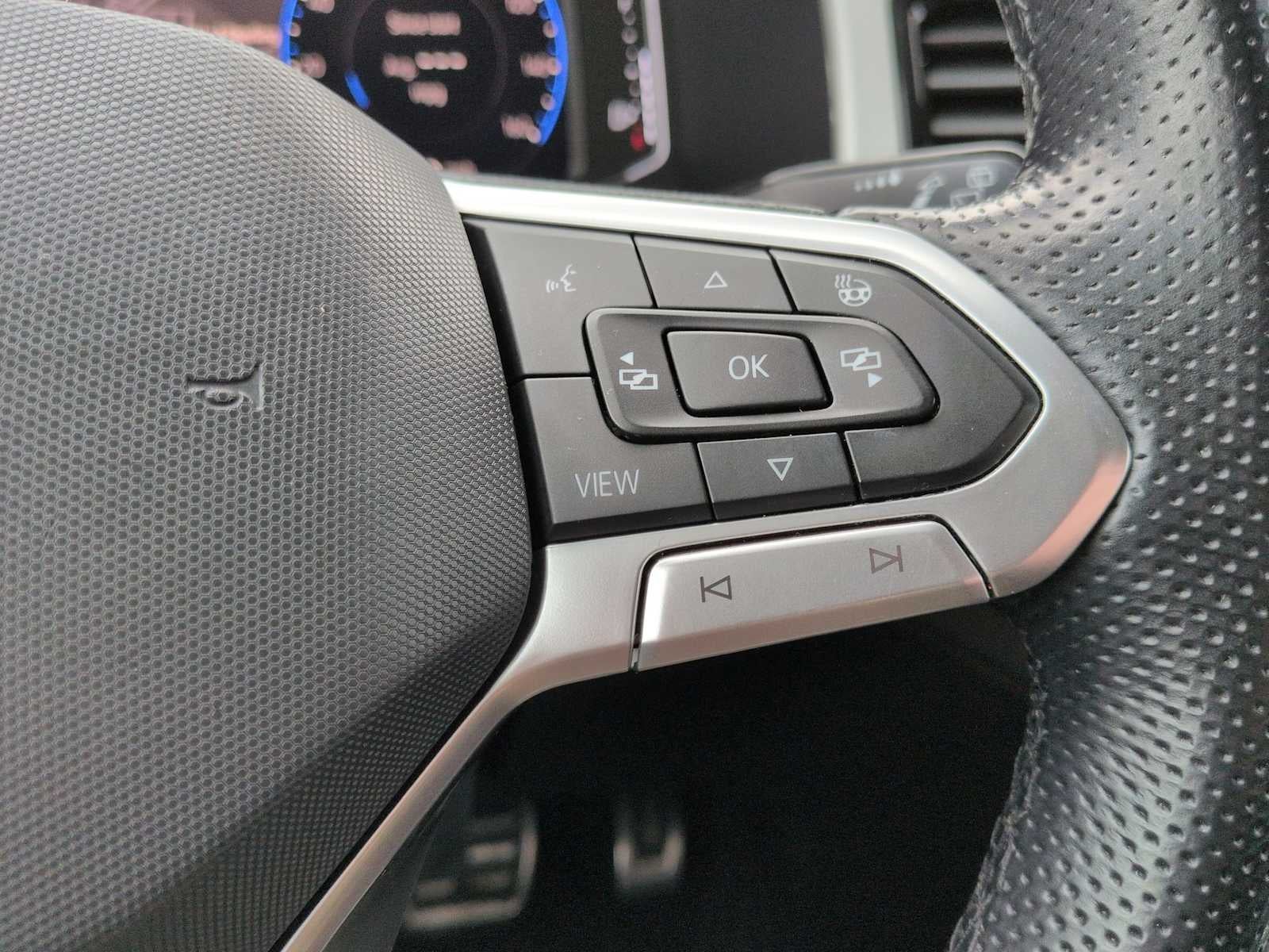 2021 Volkswagen Atlas Cross Sport 3.6L V6 SEL Premium R-Line