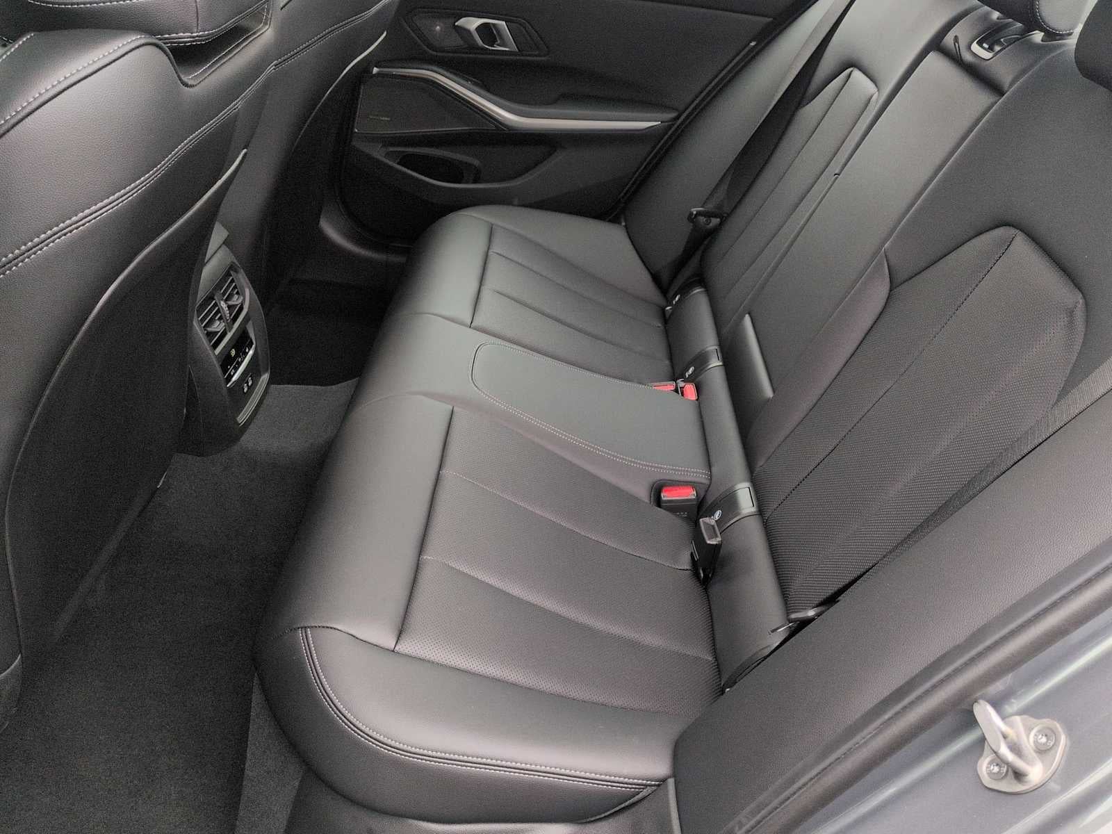 2026 BMW 3 Series 330i NA xDrive