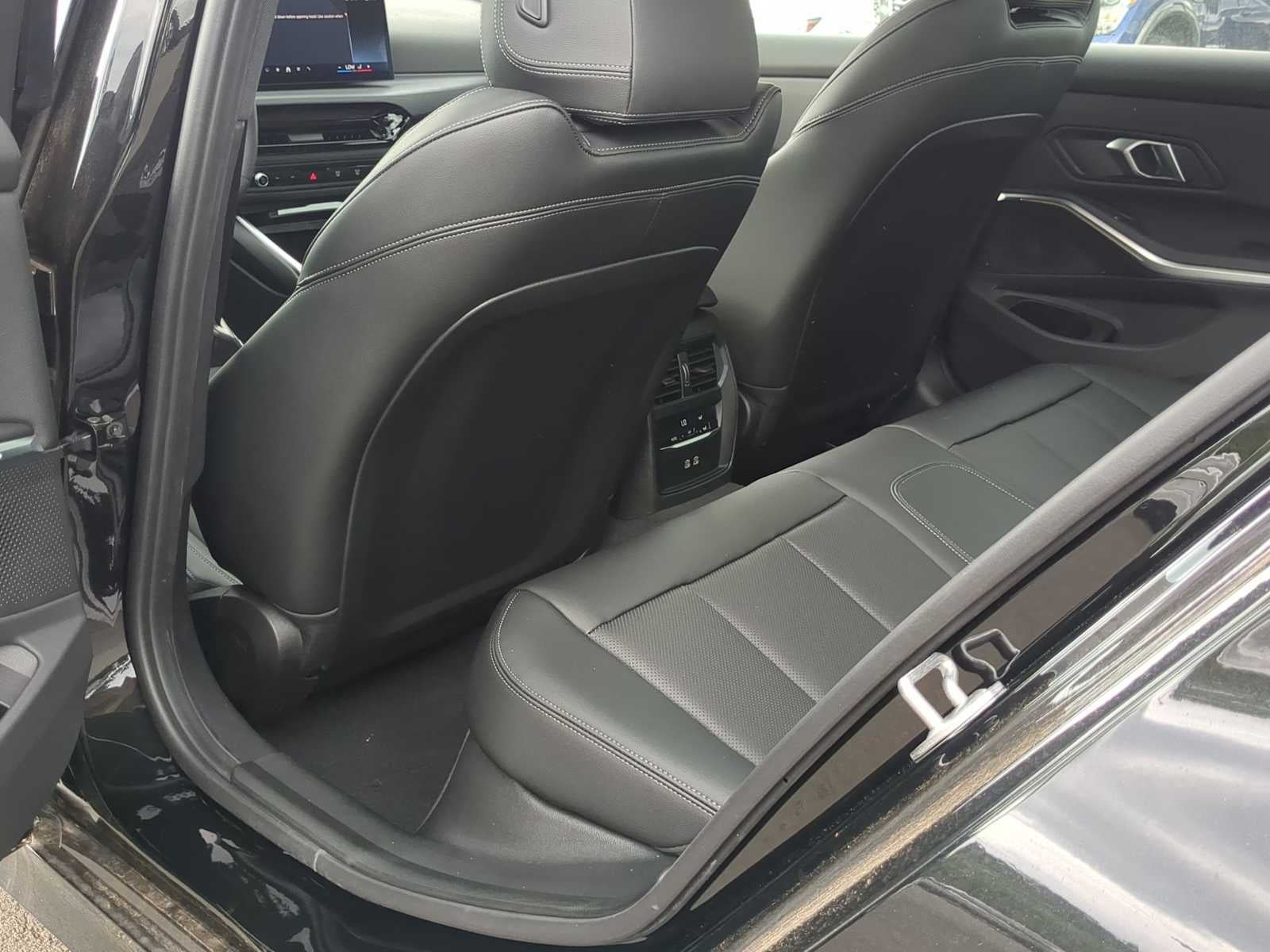 2025 BMW 330i xDrive 330i xDrive