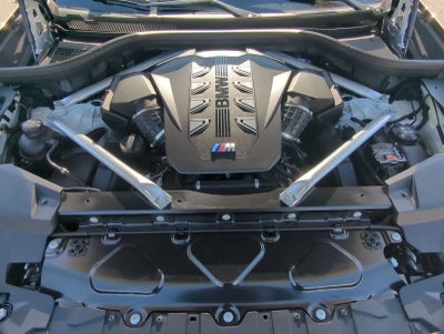 2025 BMW X5 M60i M60i