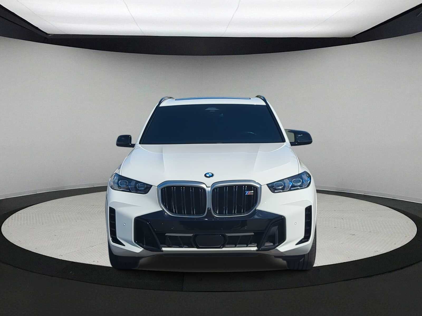 2025 BMW X5 M60i M60i