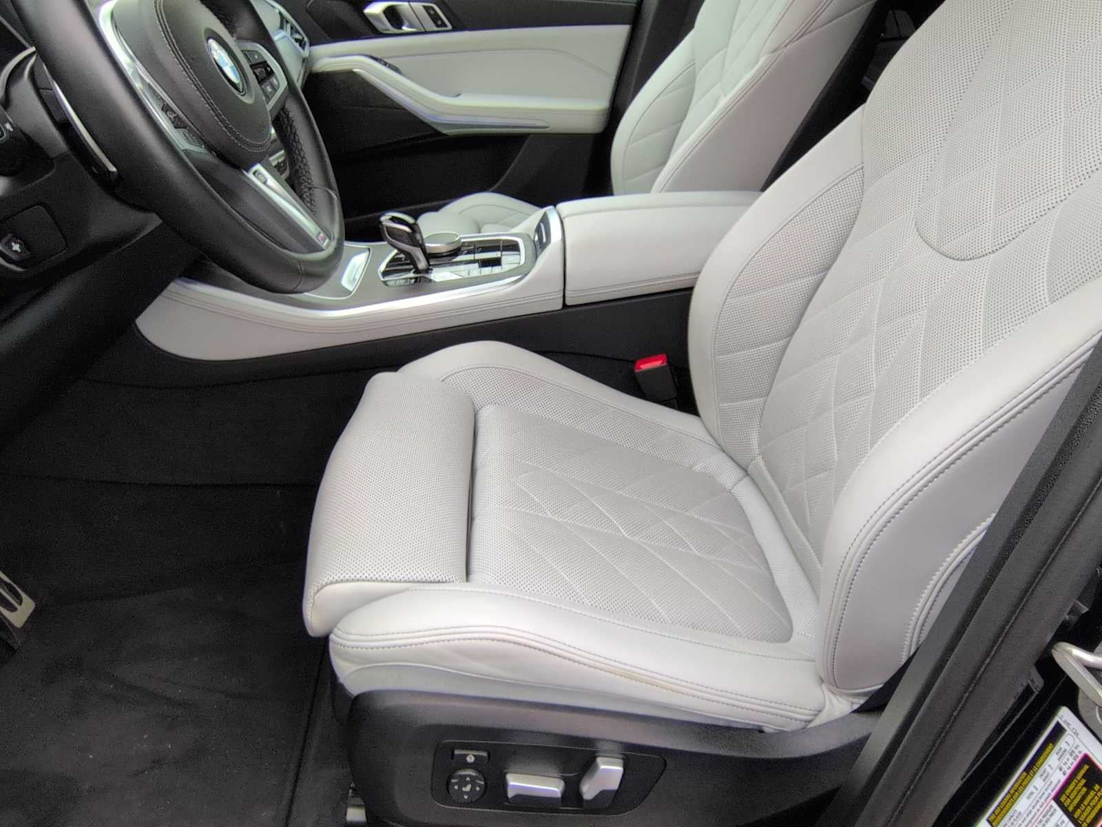 2023 BMW X5 xDrive40i xDrive40i