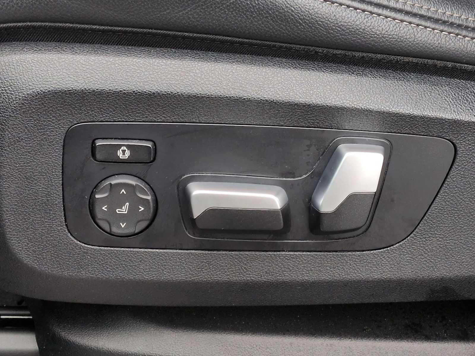 2022 BMW X5 xDrive40i xDrive40i