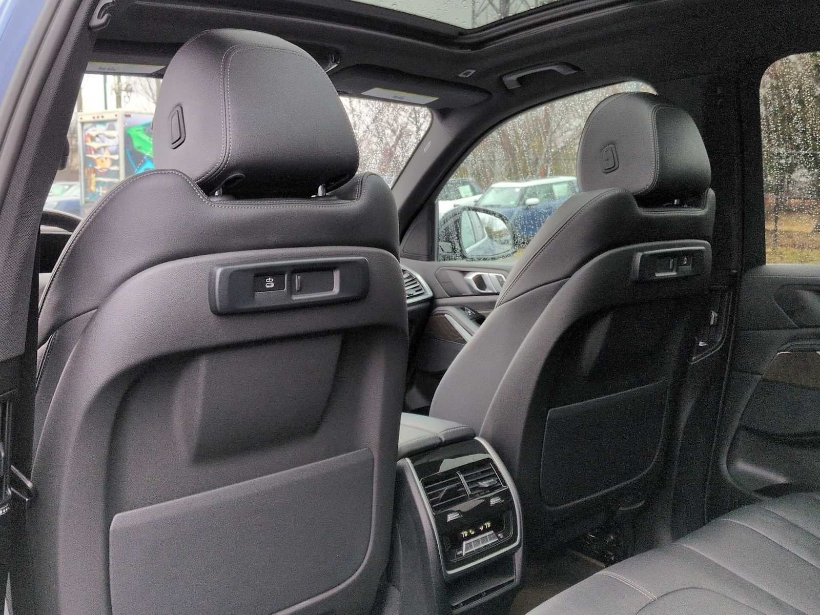 2022 BMW X5 xDrive40i xDrive40i