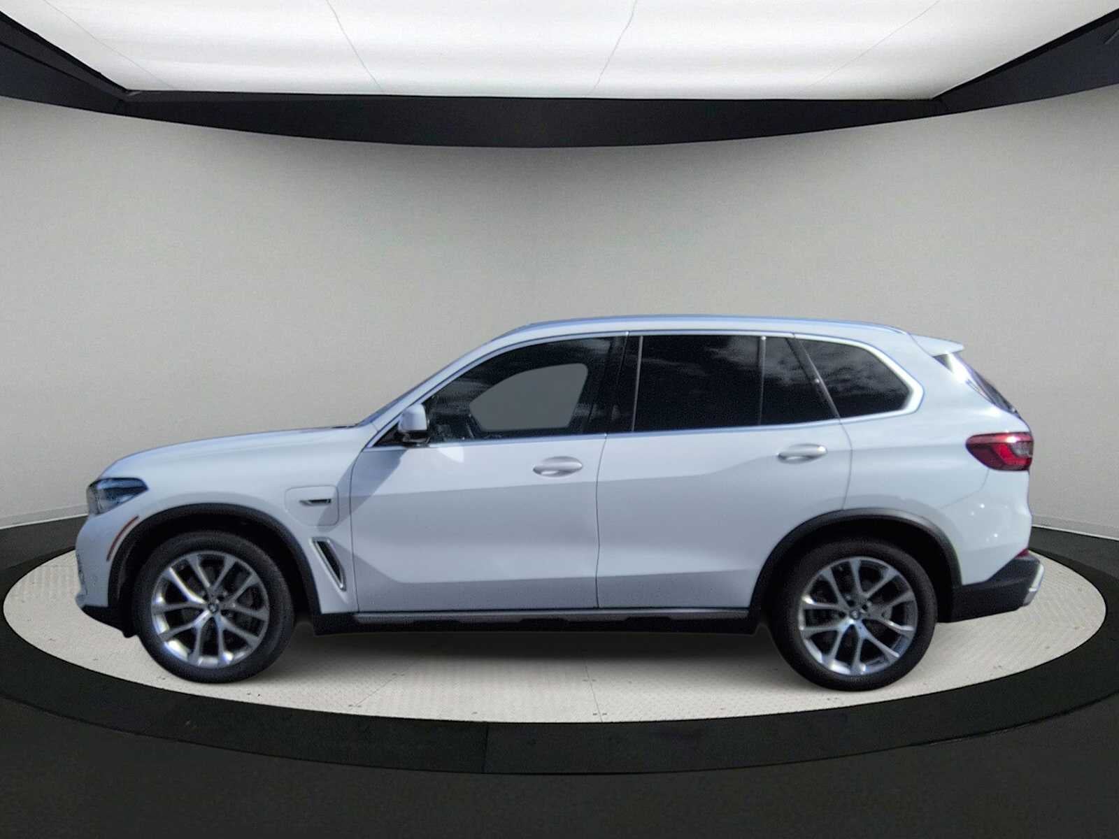2023 BMW X5 xDrive45e xDrive45e