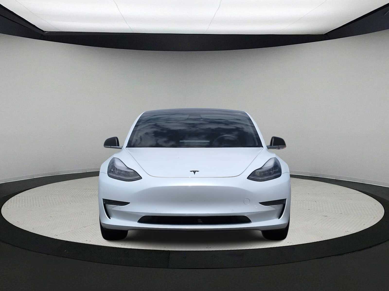 2019 Tesla Model 3 Standard Range Plus
