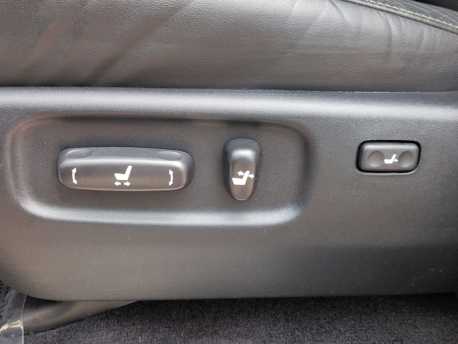 2018 Toyota Land Cruiser 4WD (Natl)