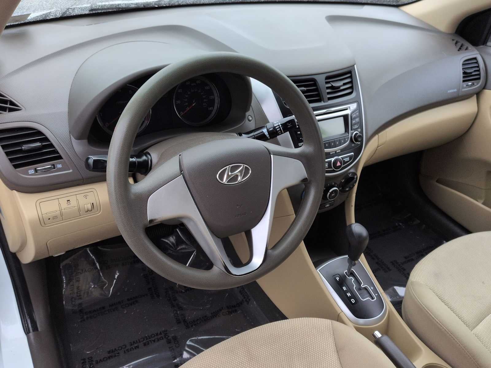 2013 Hyundai Accent GLS