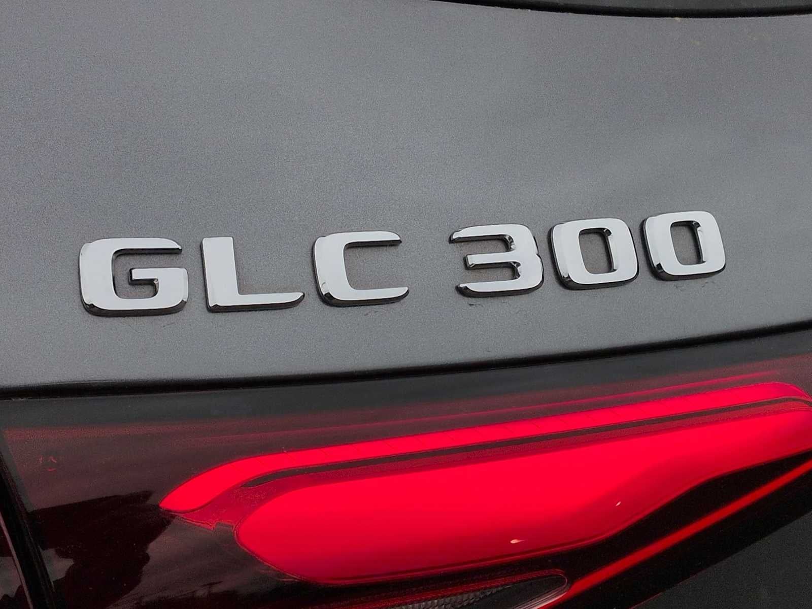 2023 Mercedes-Benz GLC 300 GLC 300