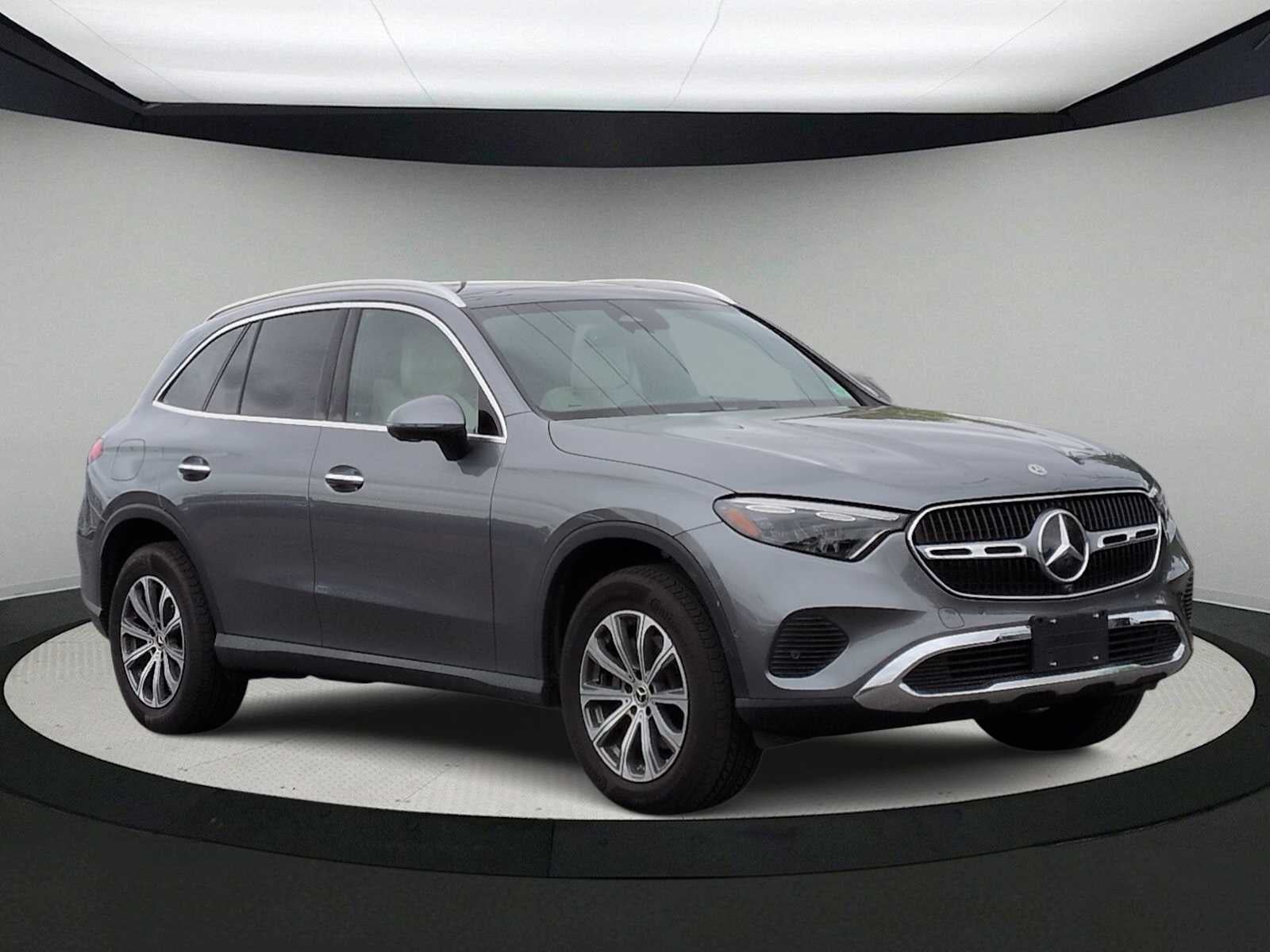 2023 Mercedes-Benz GLC 300 GLC 300