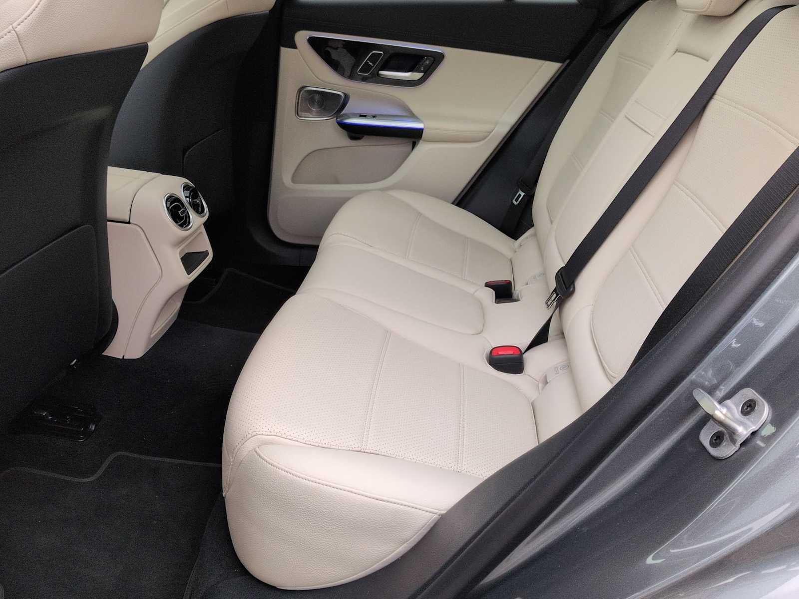 2023 Mercedes-Benz GLC 300 GLC 300