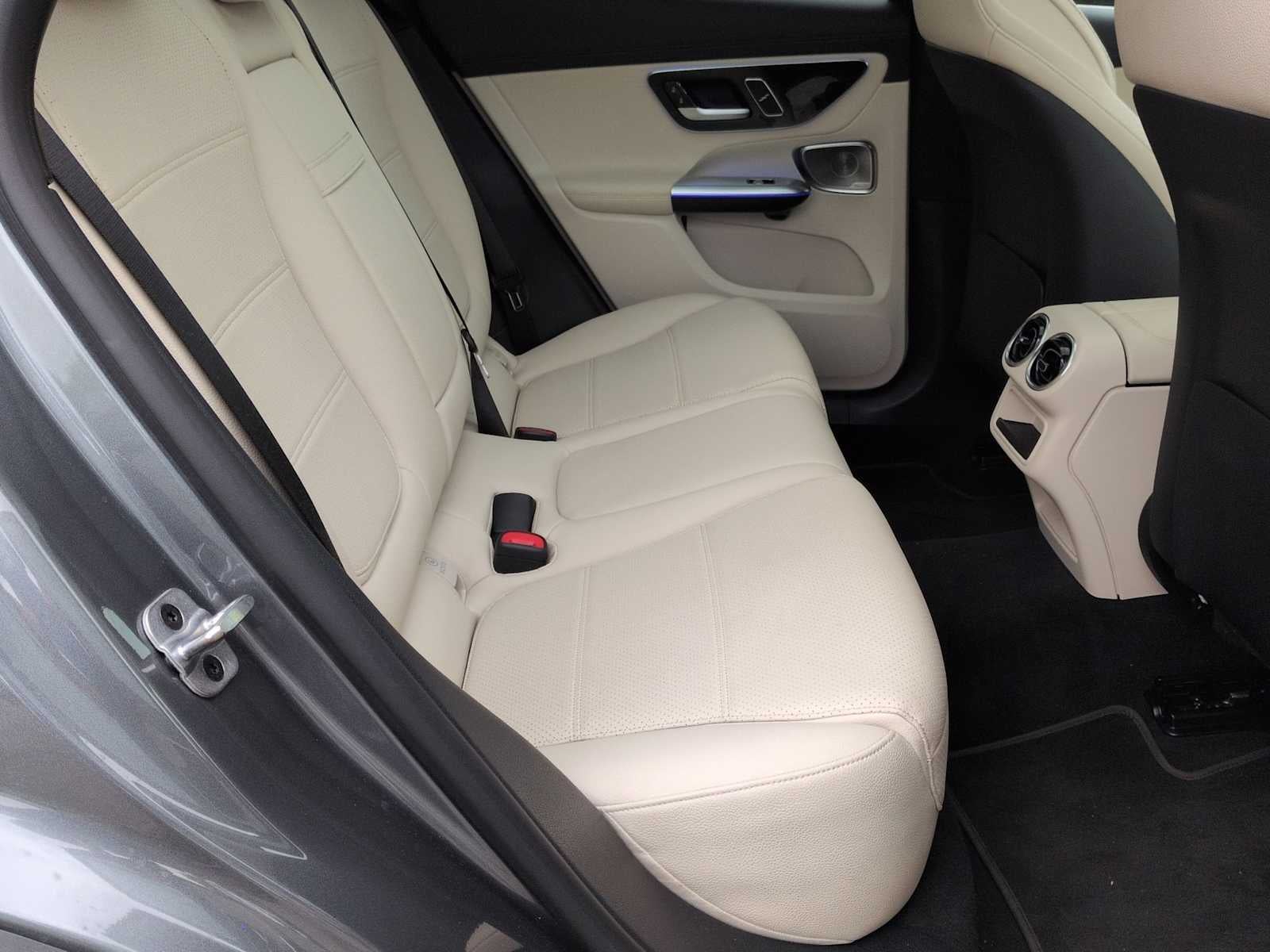 2023 Mercedes-Benz GLC 300 GLC 300