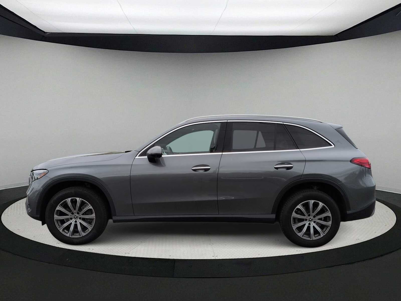 2023 Mercedes-Benz GLC 300 GLC 300