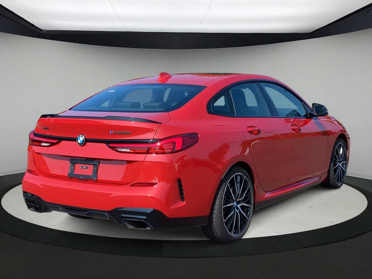 2024 BMW 2 Series M235i xDrive