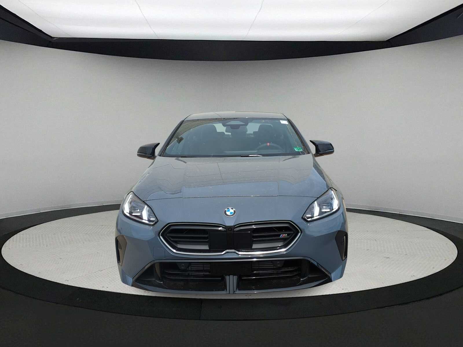 2025 BMW M235 xDrive M235 xDrive