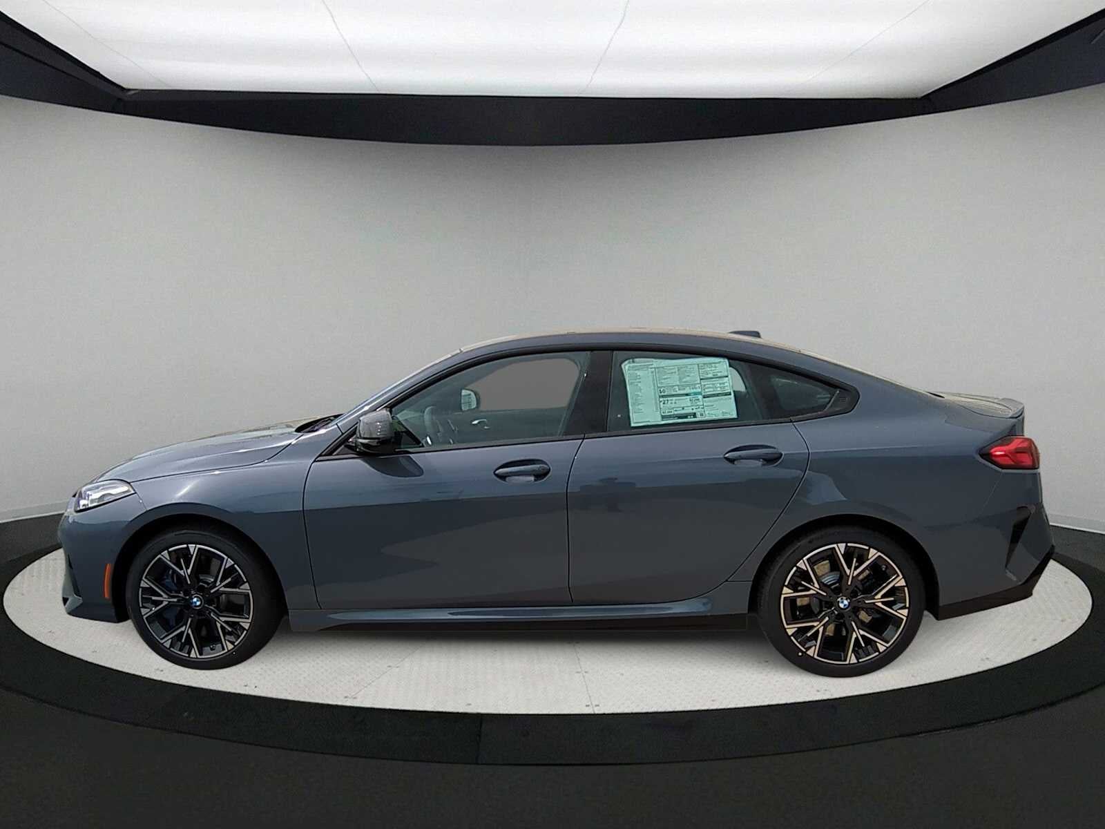 2025 BMW M235 xDrive M235 xDrive