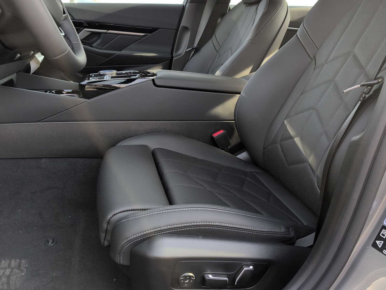 2026 BMW 5 Series 530i xDrive