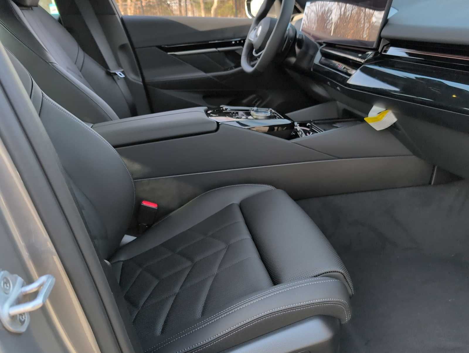 2026 BMW 5 Series 530i xDrive