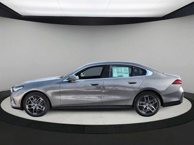 2026 BMW 5 Series 530i xDrive