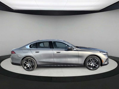 2026 BMW 5 Series 530i xDrive