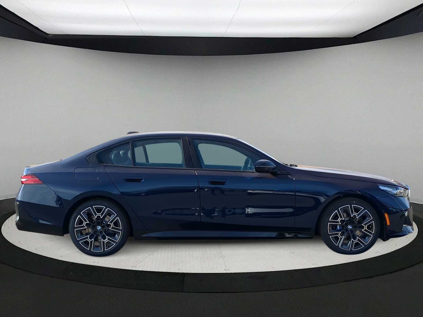 2026 BMW 5 Series 530i xDrive