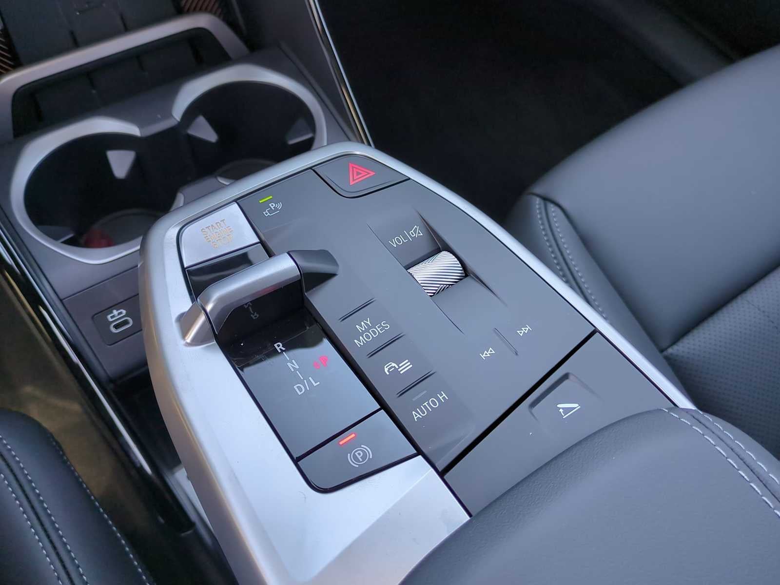 2025 BMW X2 xDrive28i xDrive28i