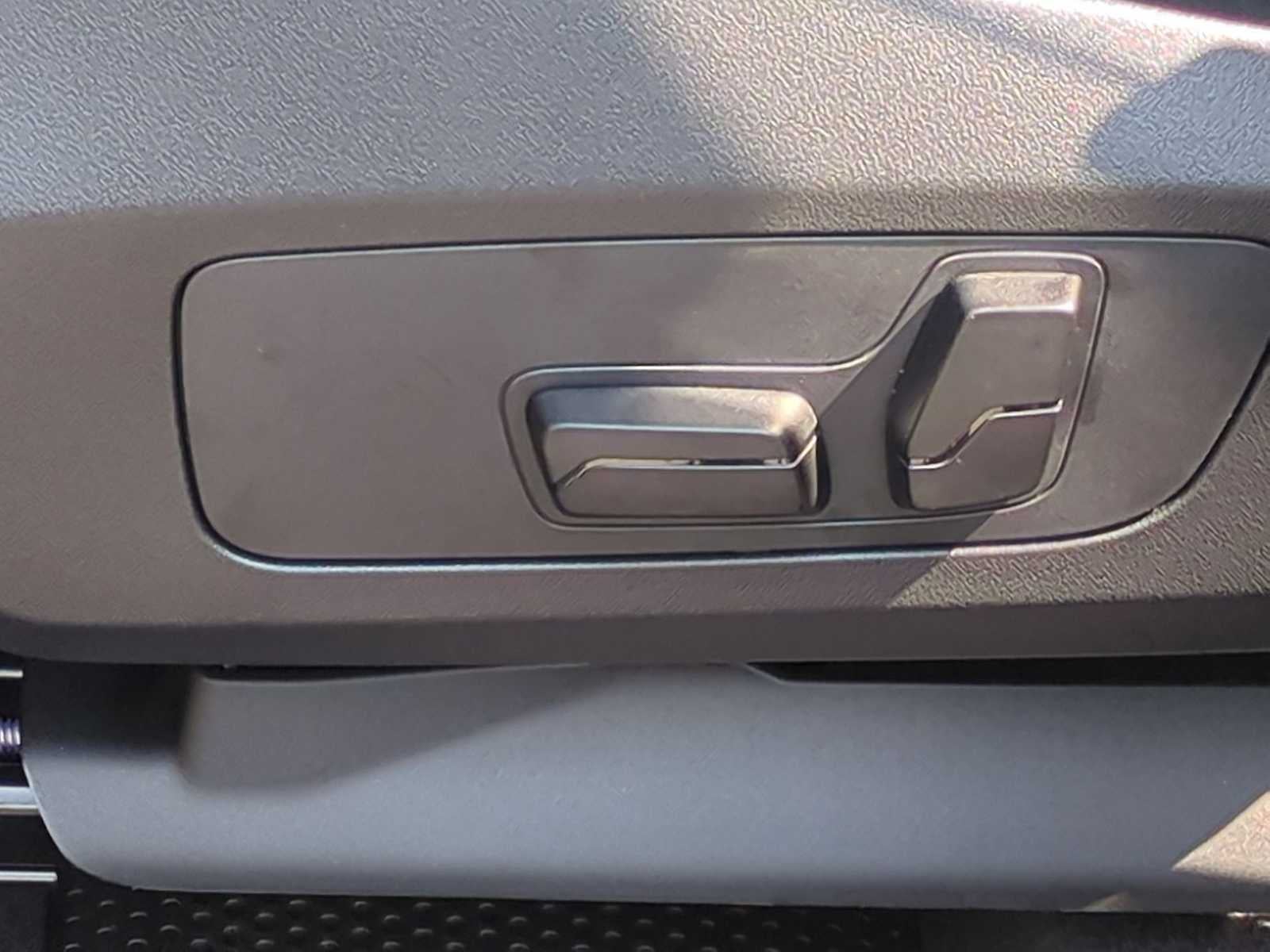 2025 BMW X1 xDrive28i xDrive28i