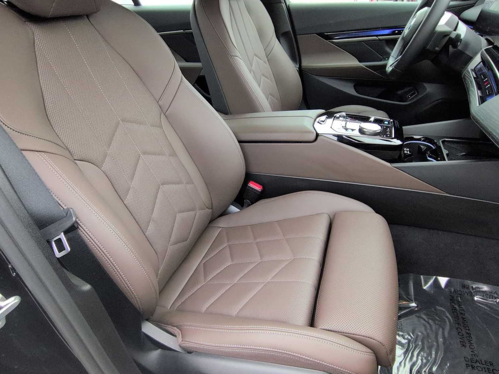 2025 BMW i5 xDrive40