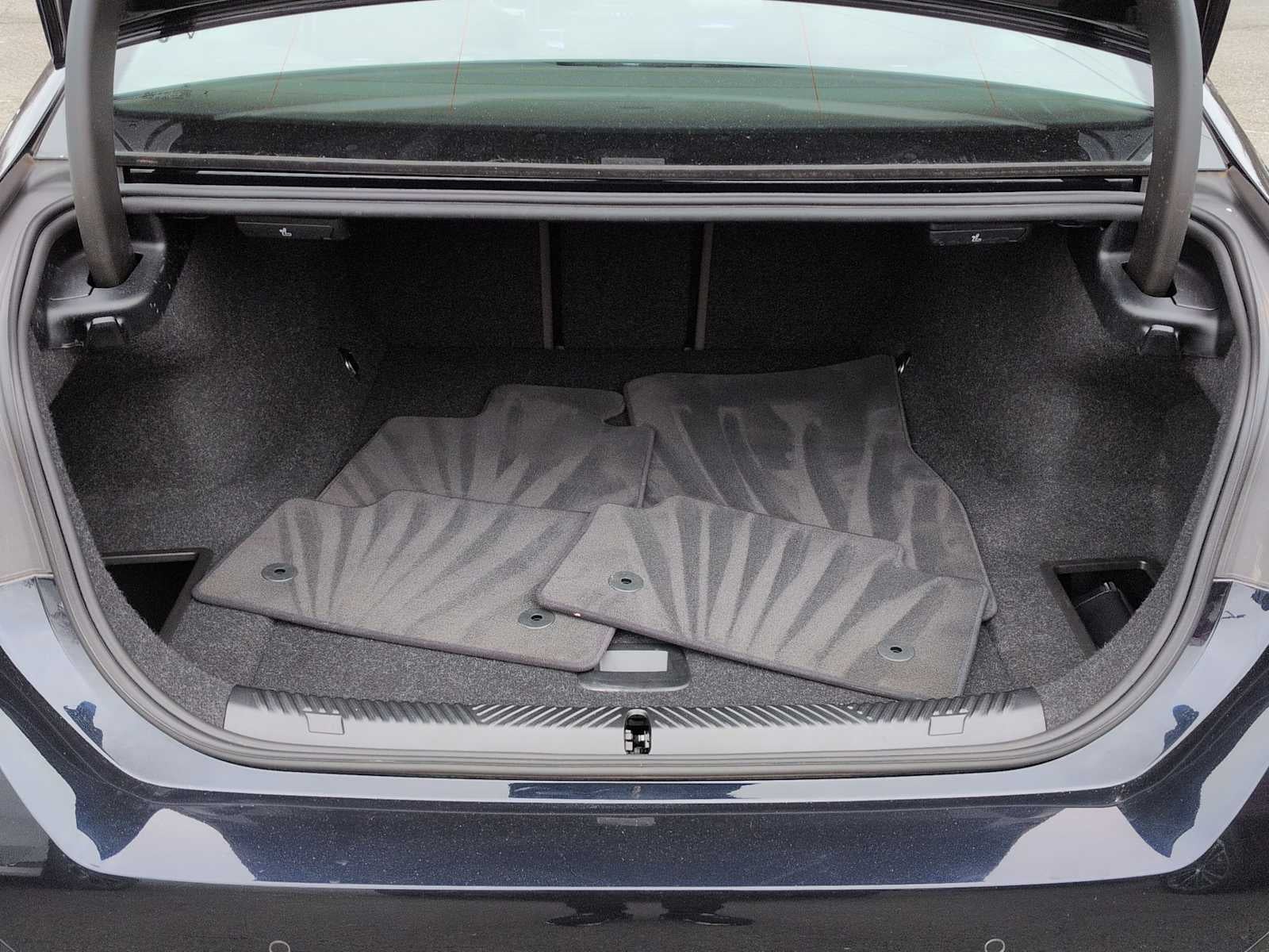 2025 BMW i5 xDrive40