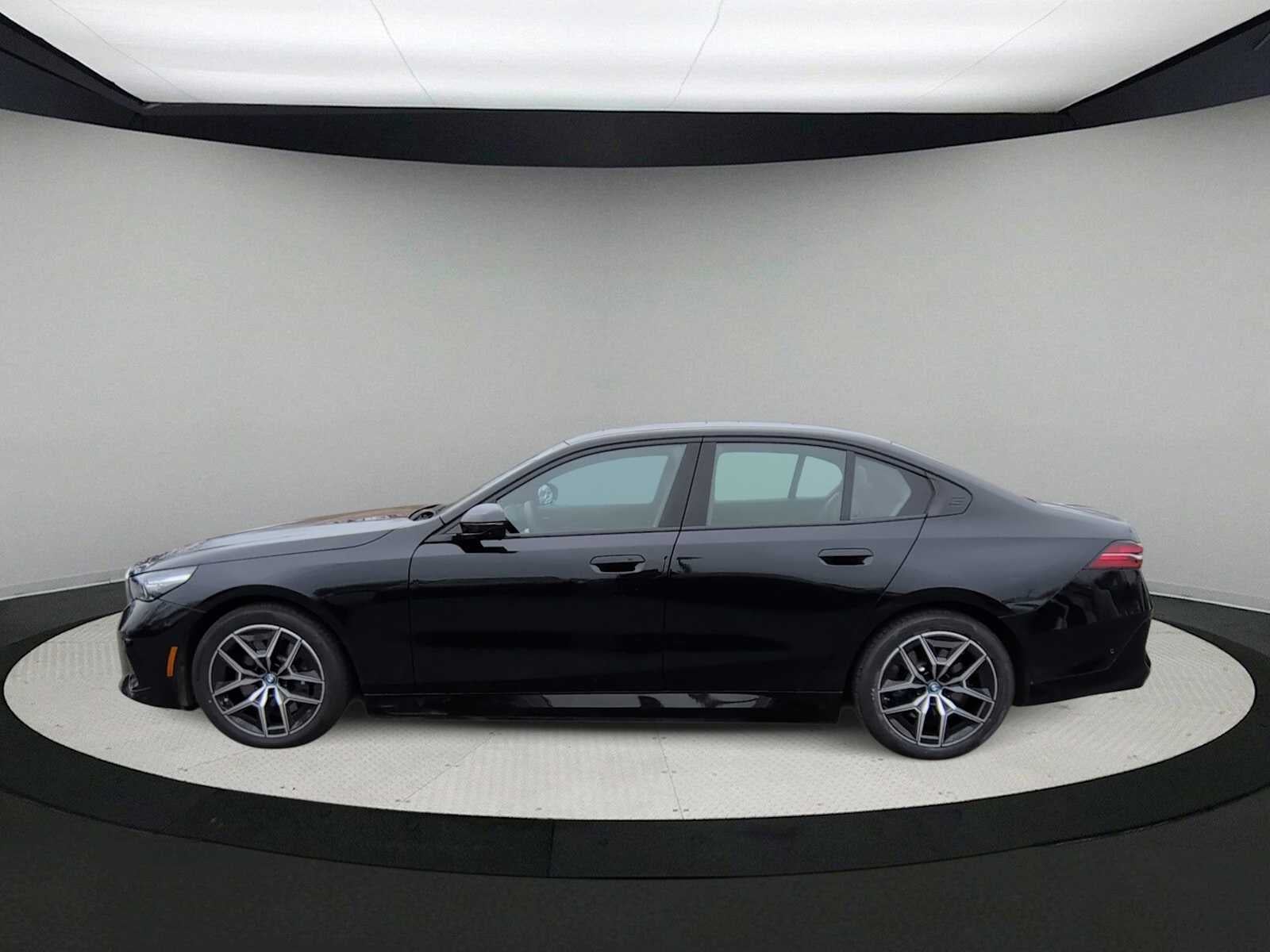 2025 BMW i5 xDrive40