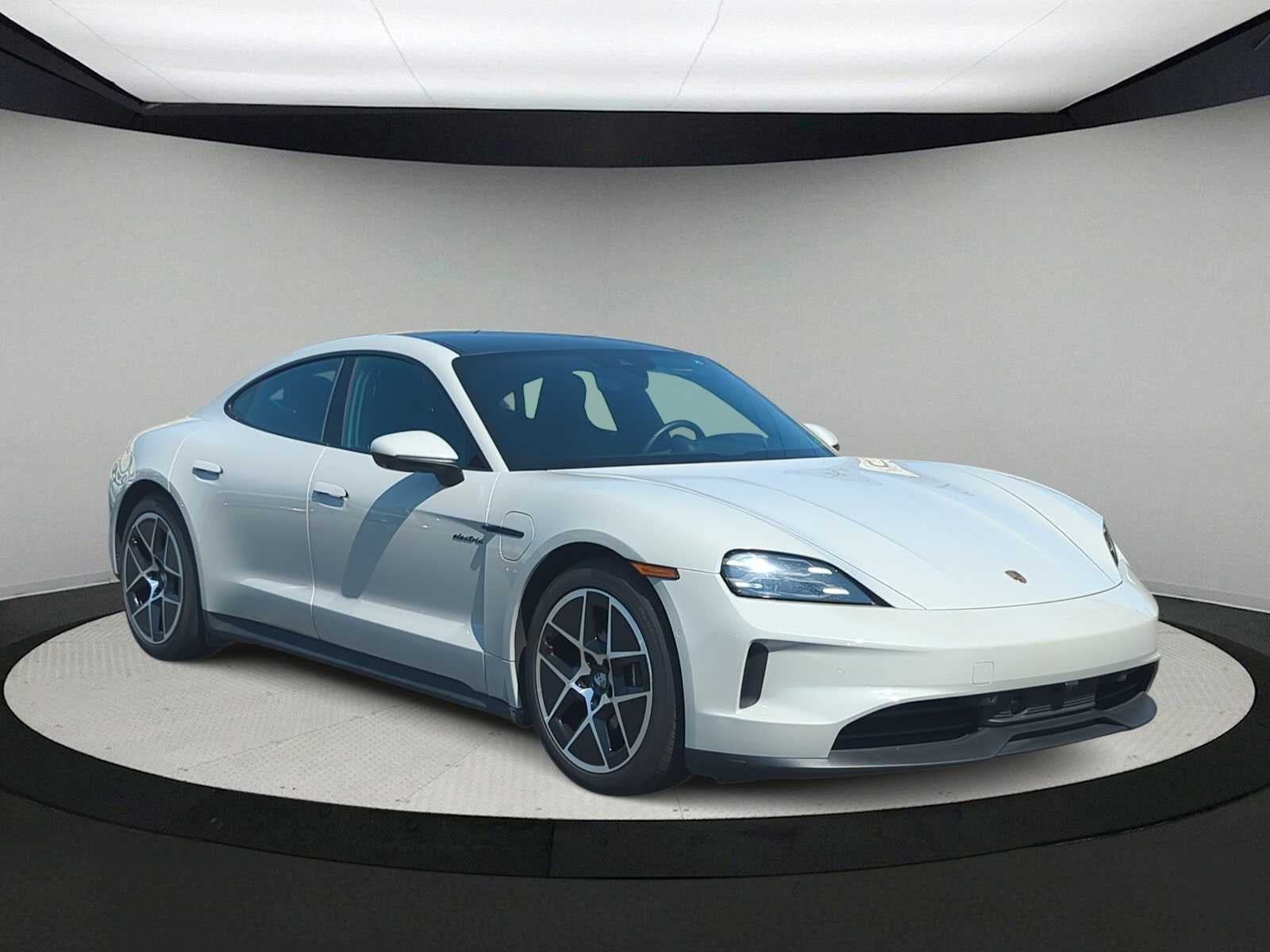 2025 Porsche Taycan RWD