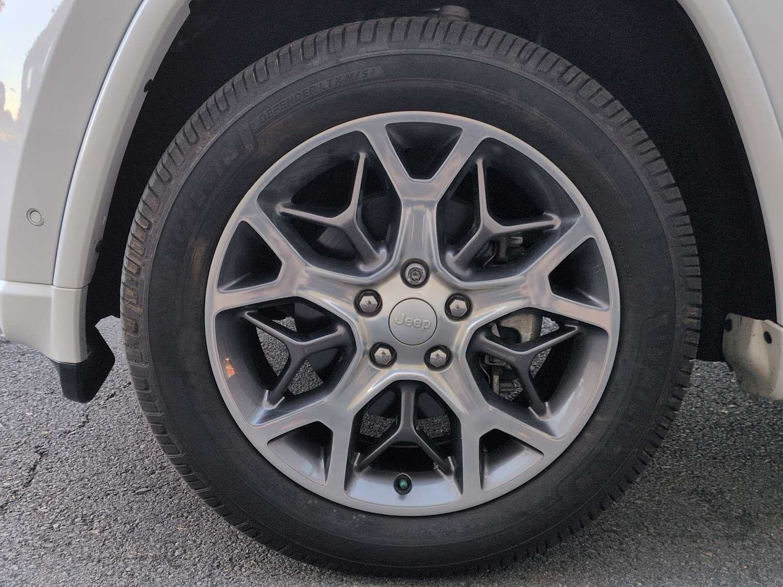 2020 Jeep Grand Cherokee Overland