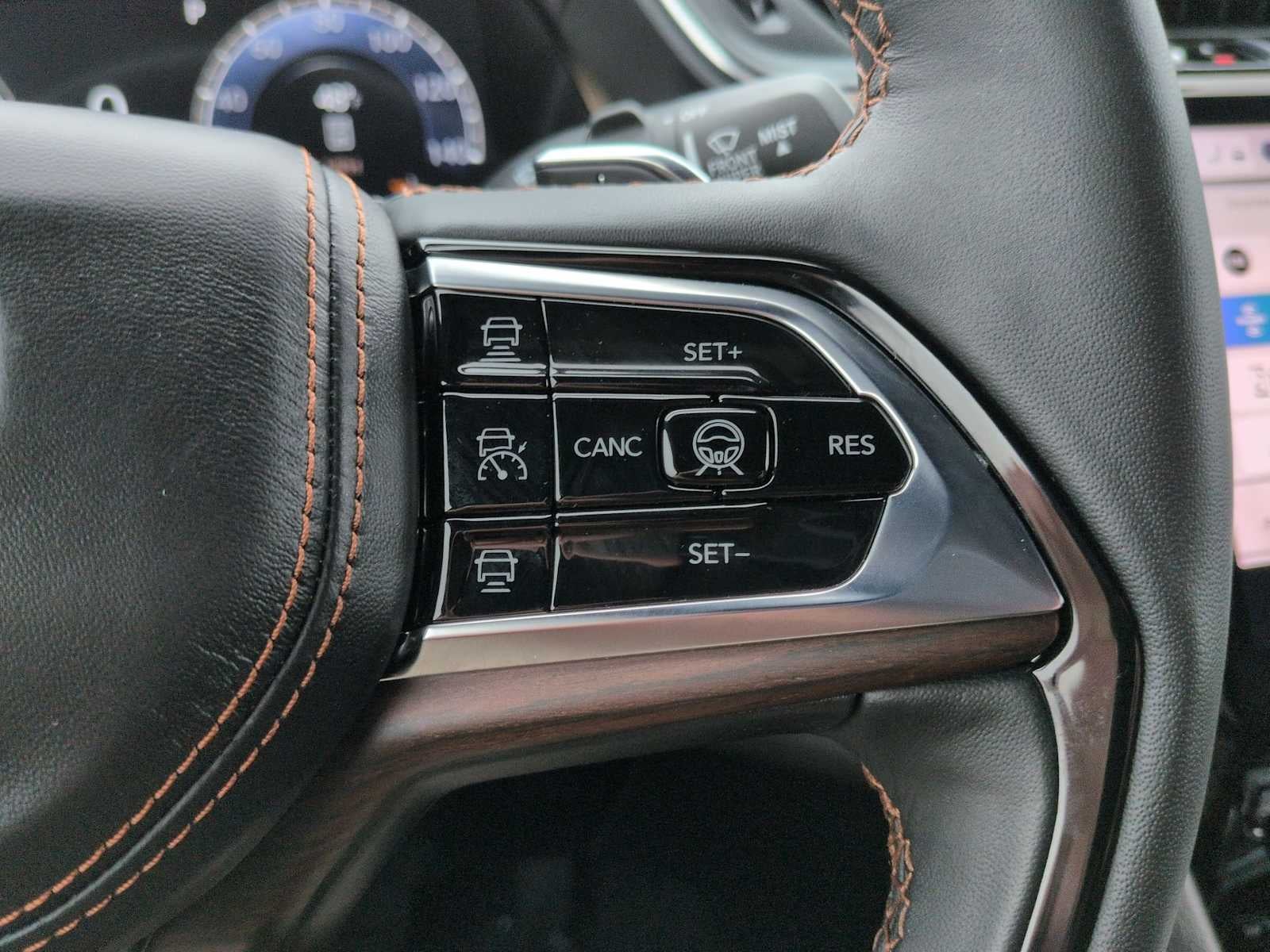 2024 Jeep Grand Cherokee Summit