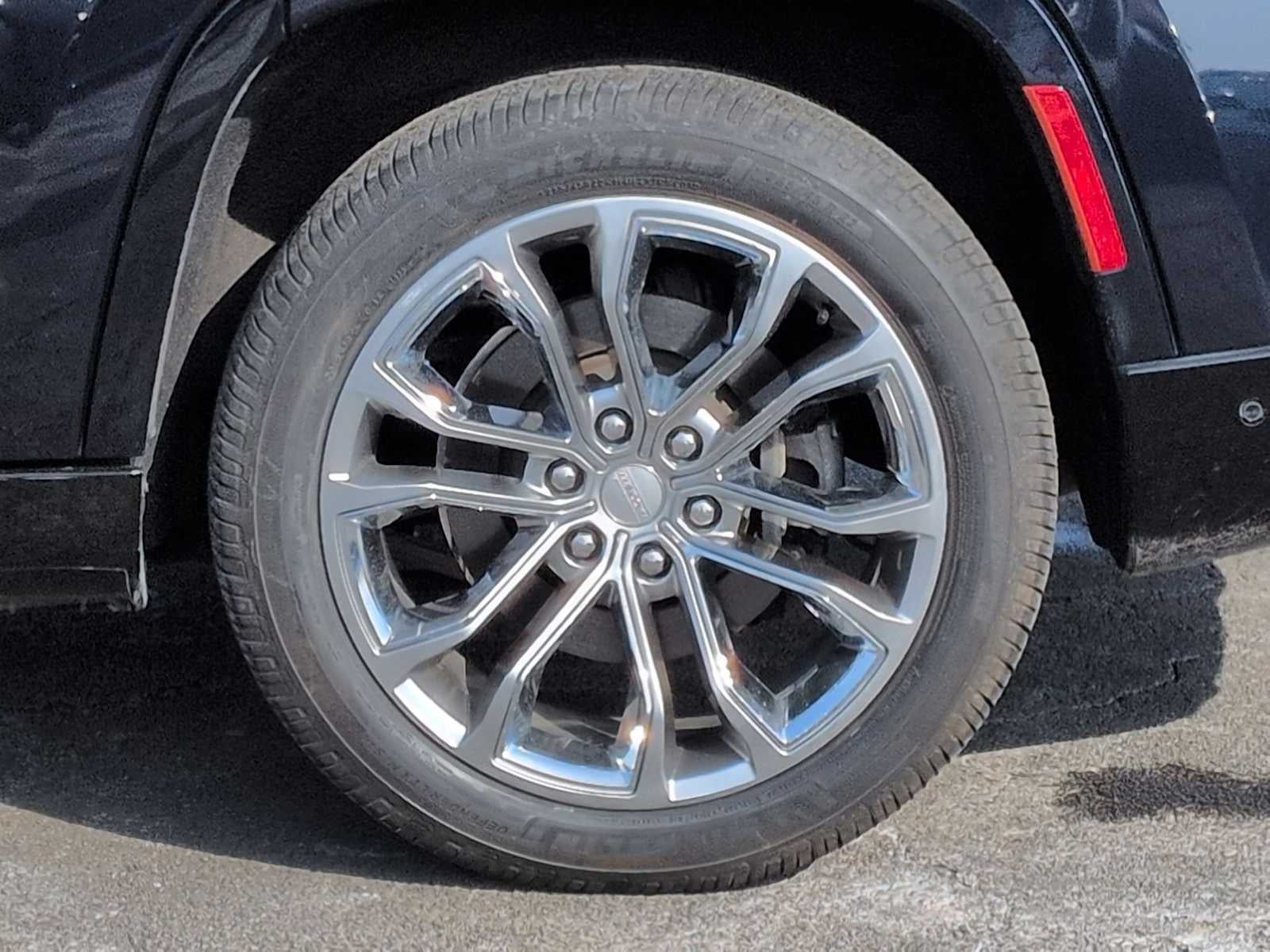 2023 Jeep Grand Wagoneer Series II