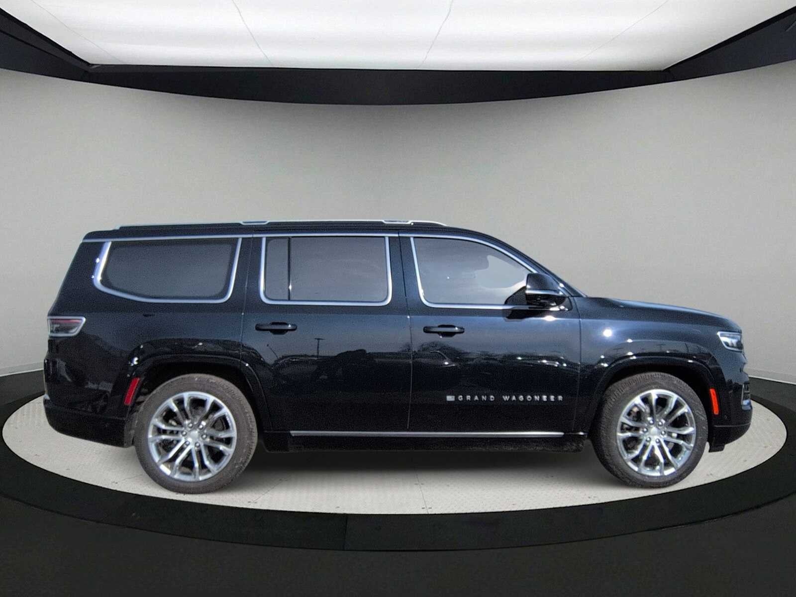 2023 Jeep Grand Wagoneer Series II