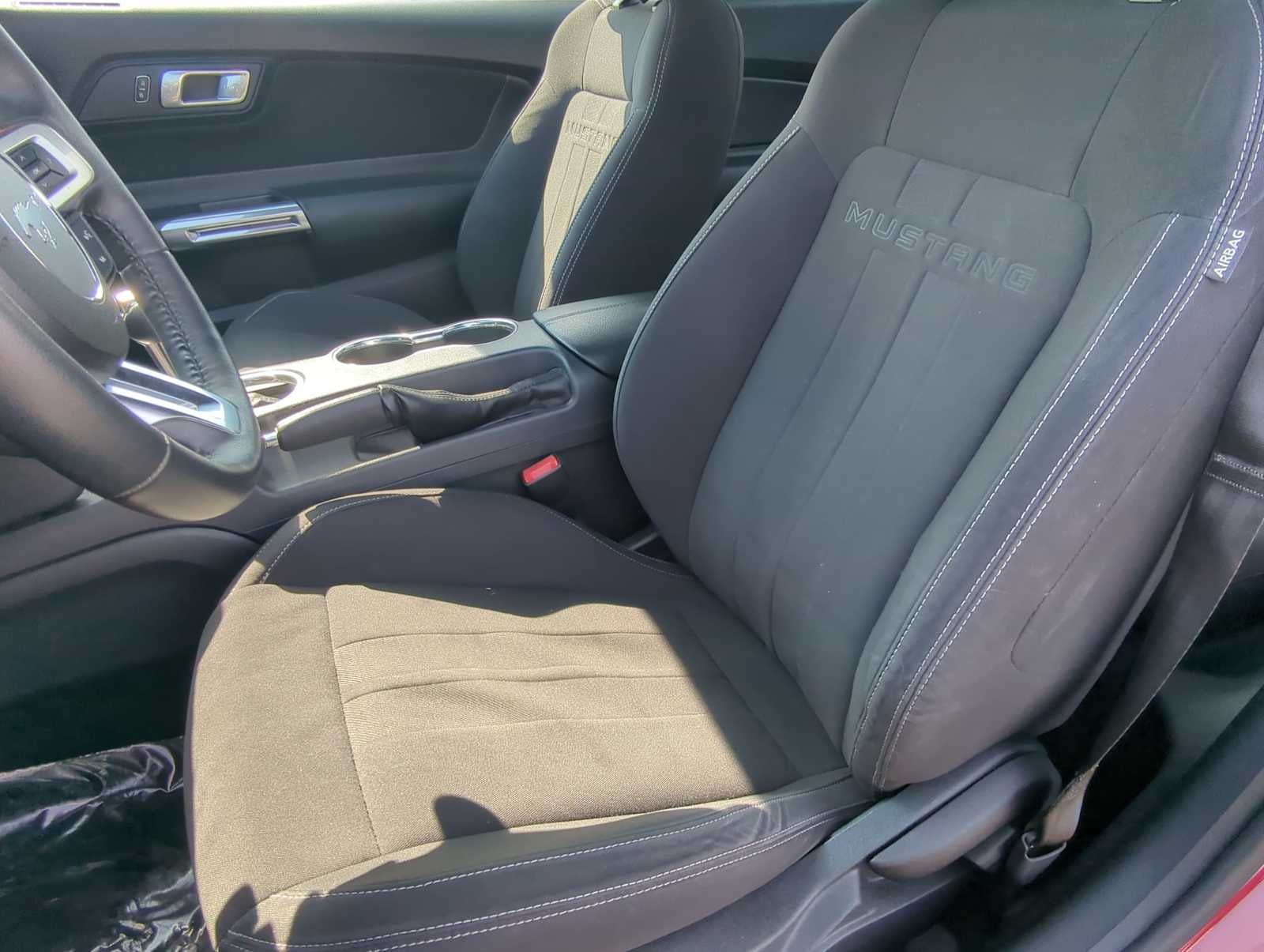 2021 Ford Mustang EcoBoost