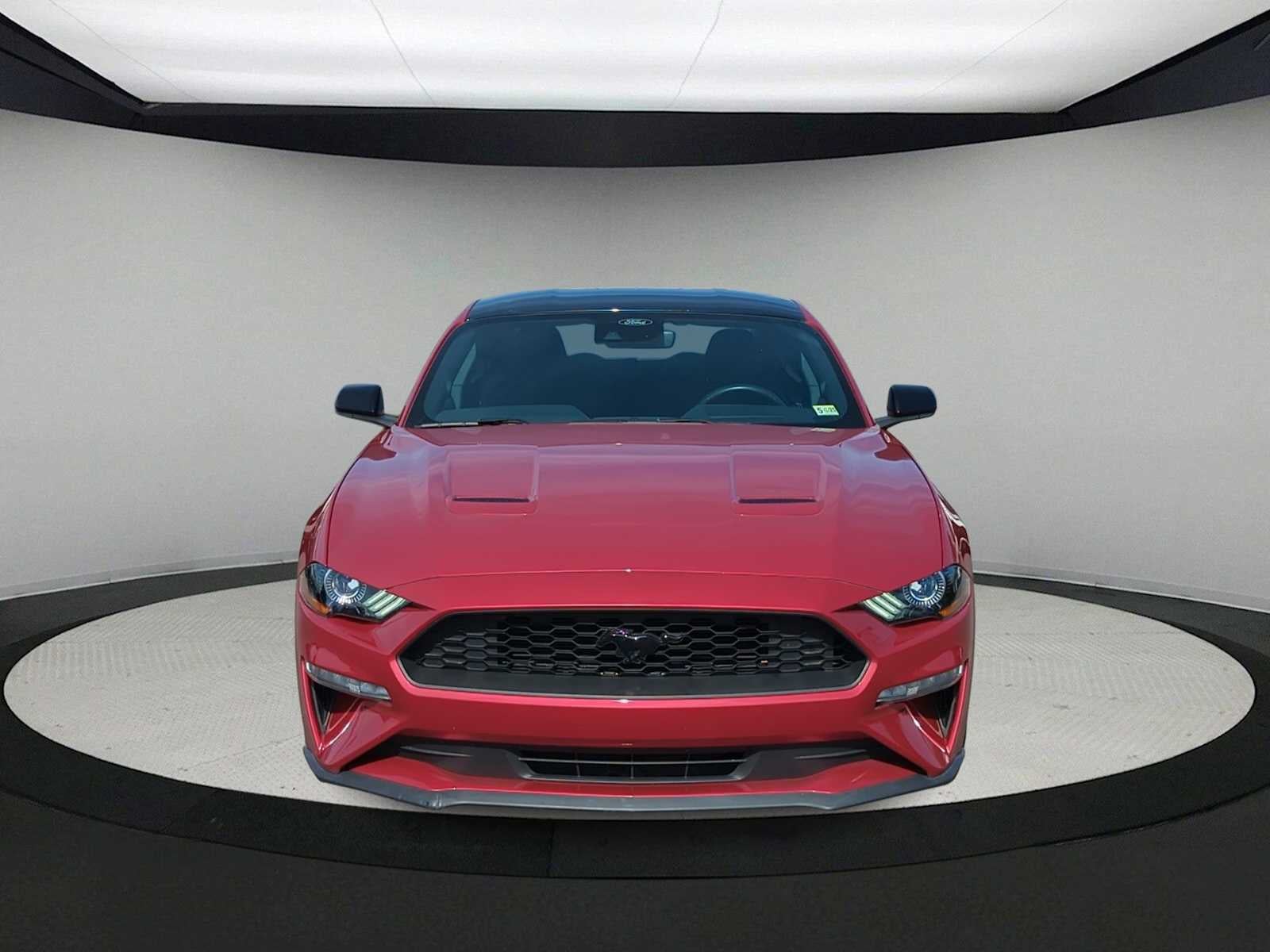 2021 Ford Mustang EcoBoost