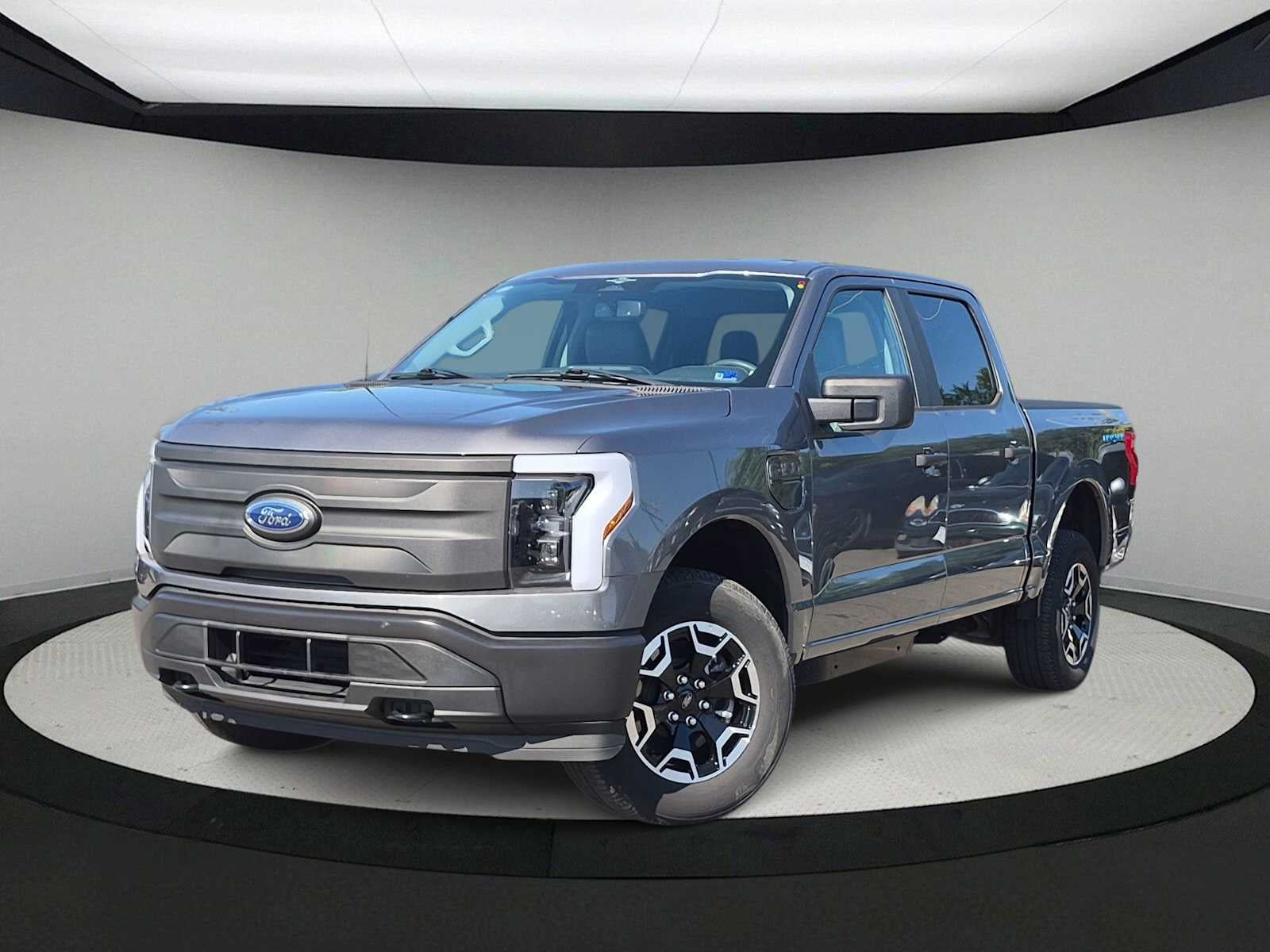 2023 Ford F-150 Lightning Pro