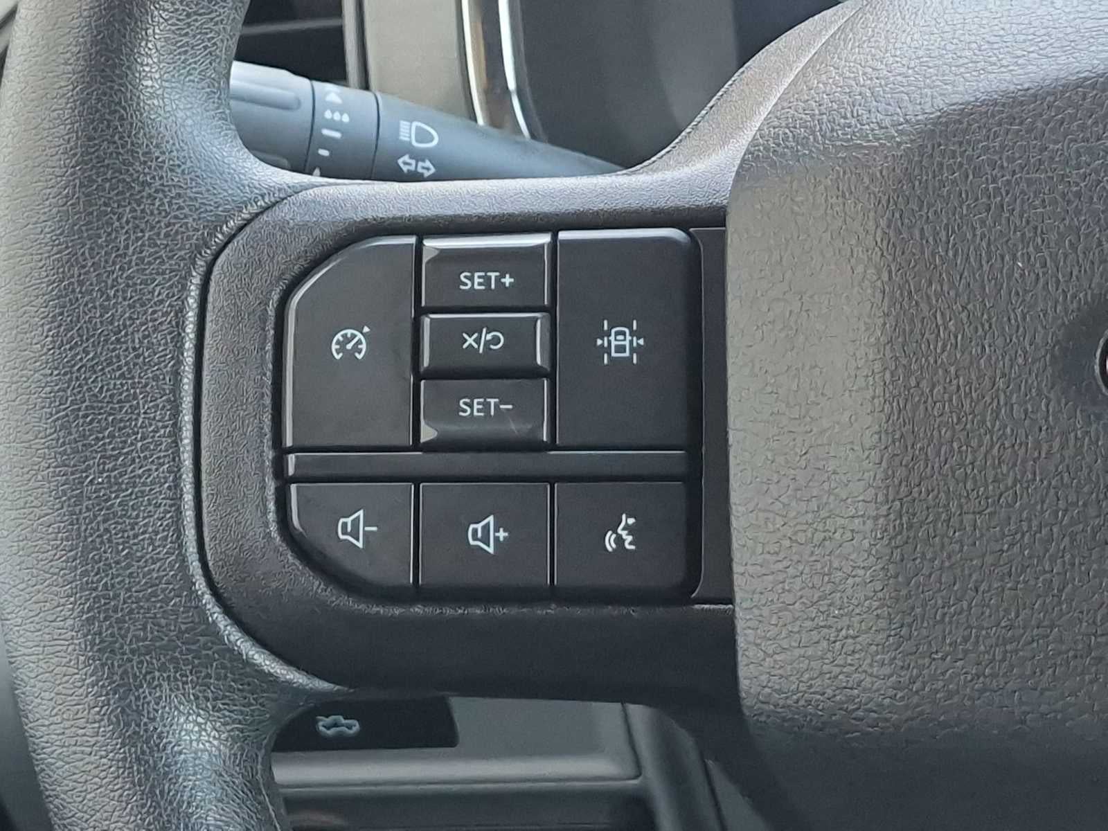 2023 Ford F-150 Lightning Pro