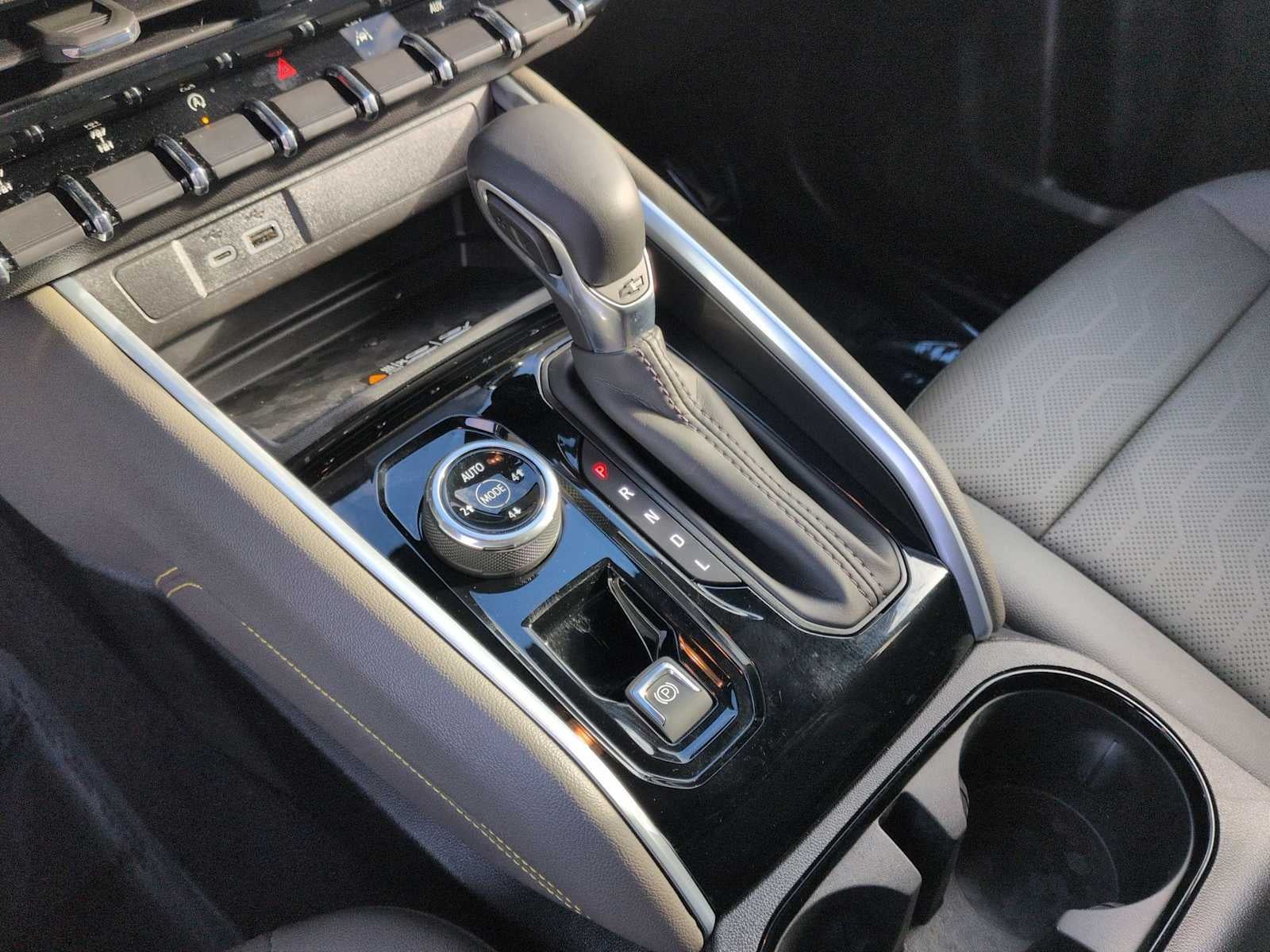 2025 Chevrolet Colorado 4WD ZR2