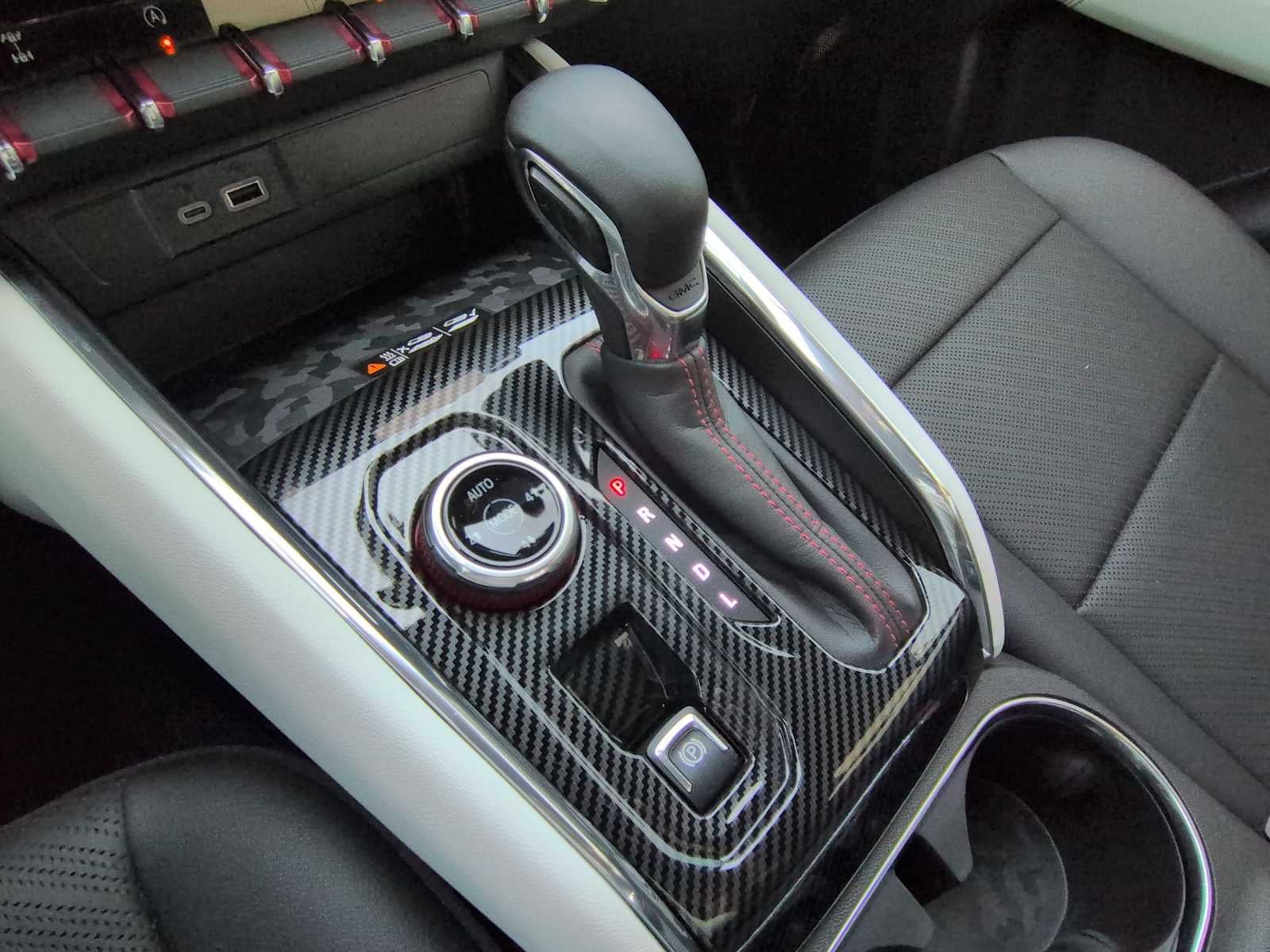 2024 GMC Canyon 4WD AT4X