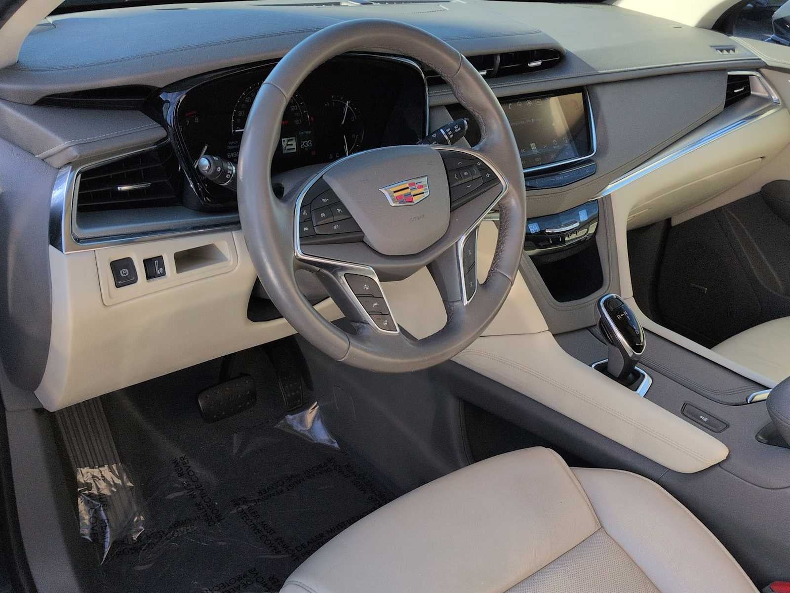 2019 Cadillac XT5 Luxury FWD