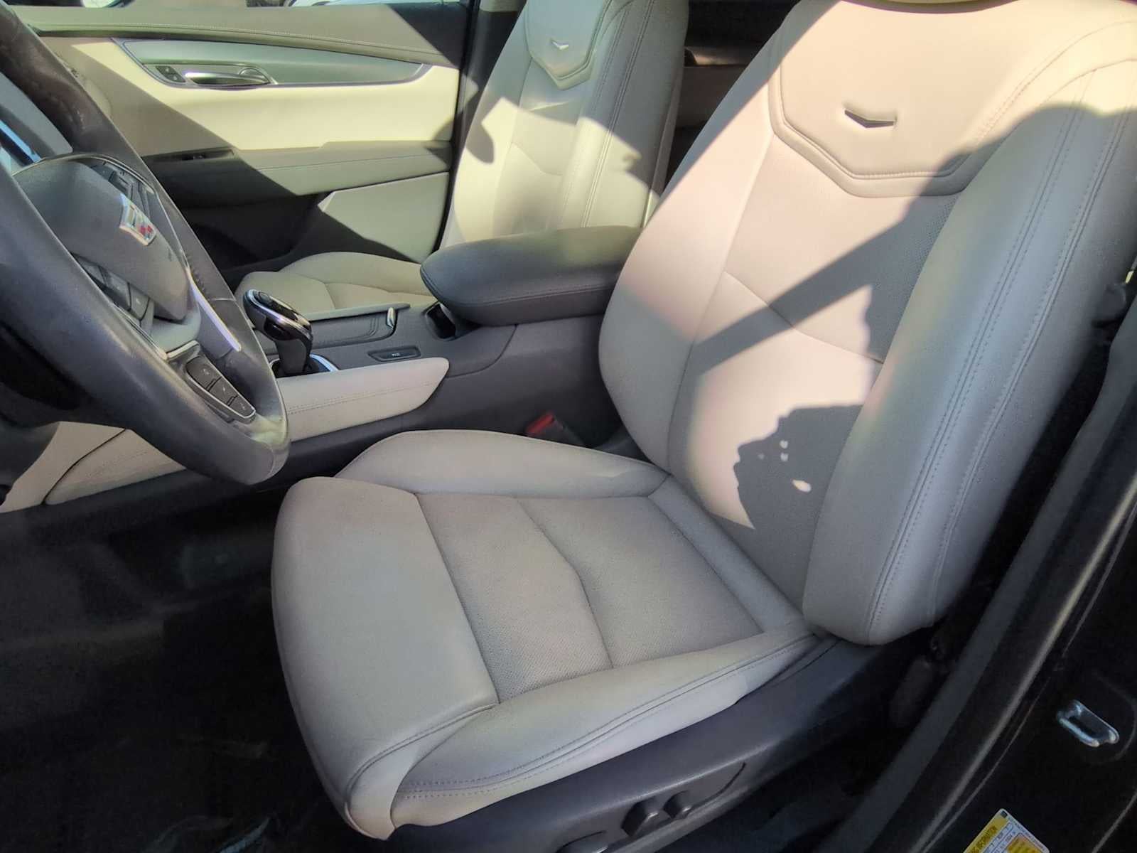 2019 Cadillac XT5 Luxury FWD