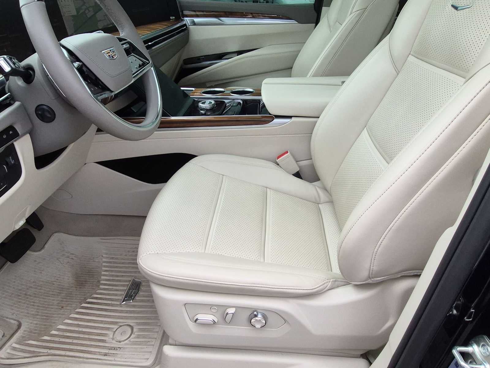 2025 Cadillac Escalade 4WD Sport Platinum