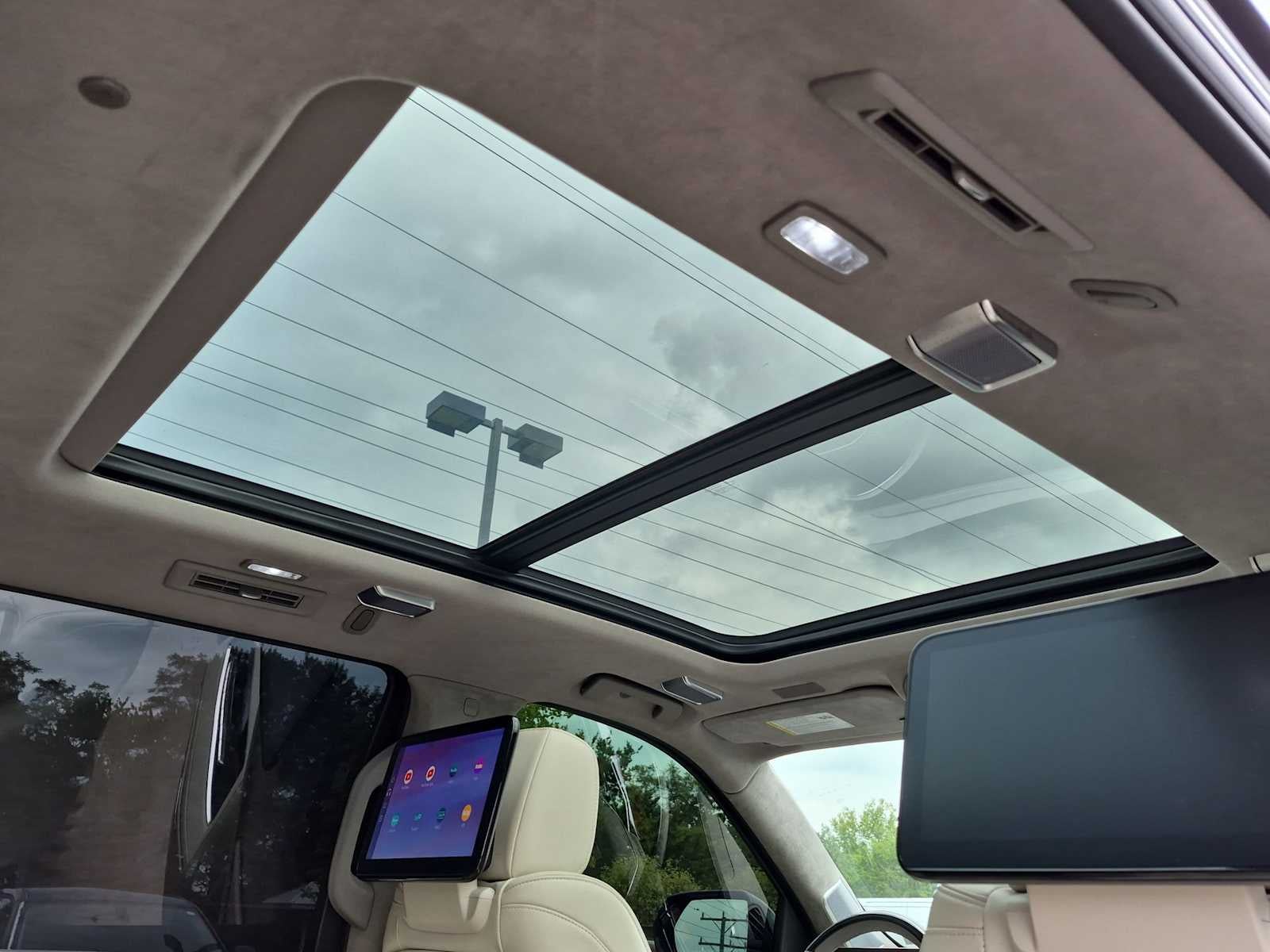 2025 Cadillac Escalade 4WD Sport Platinum