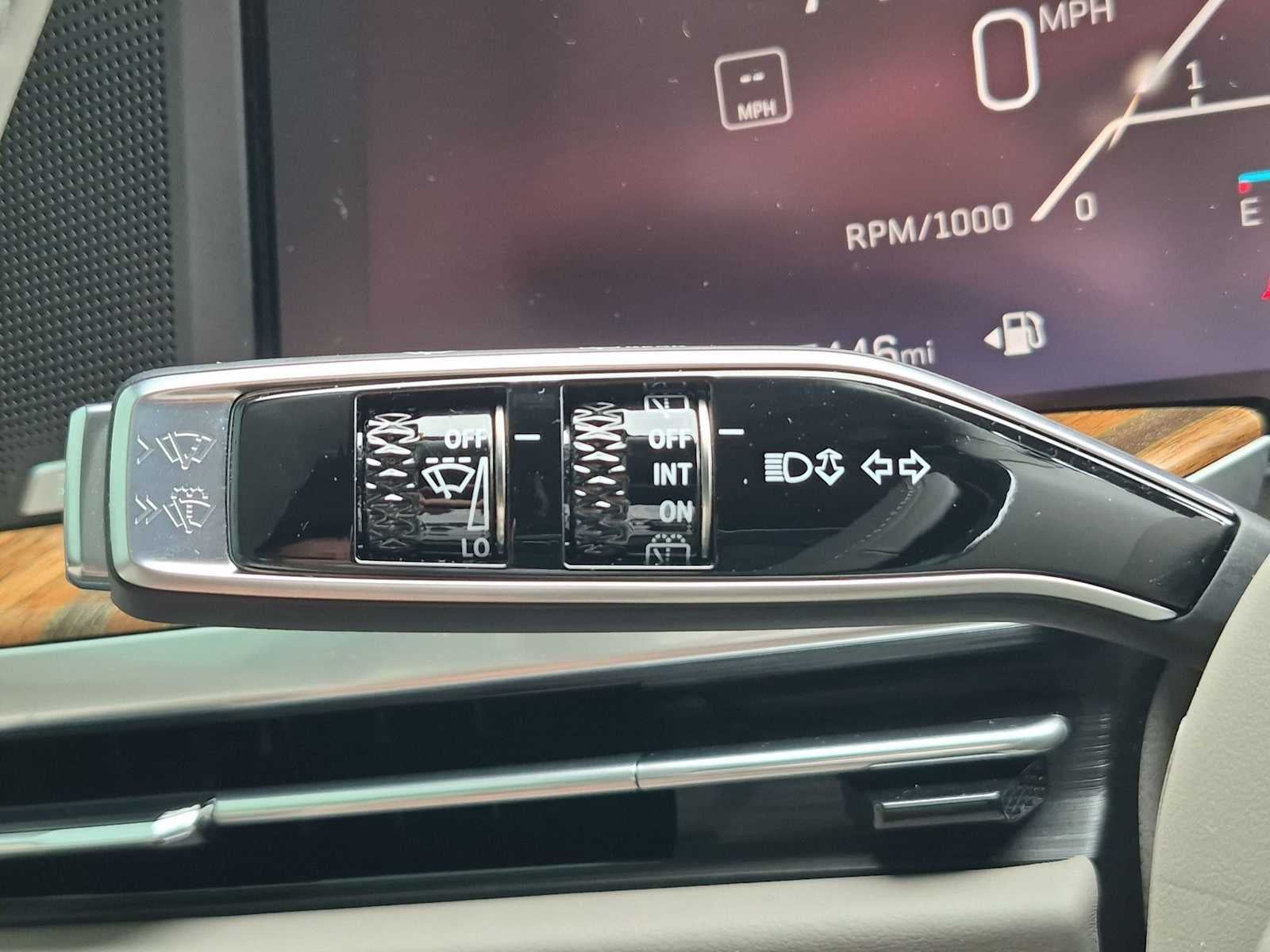 2025 Cadillac Escalade 4WD Sport Platinum