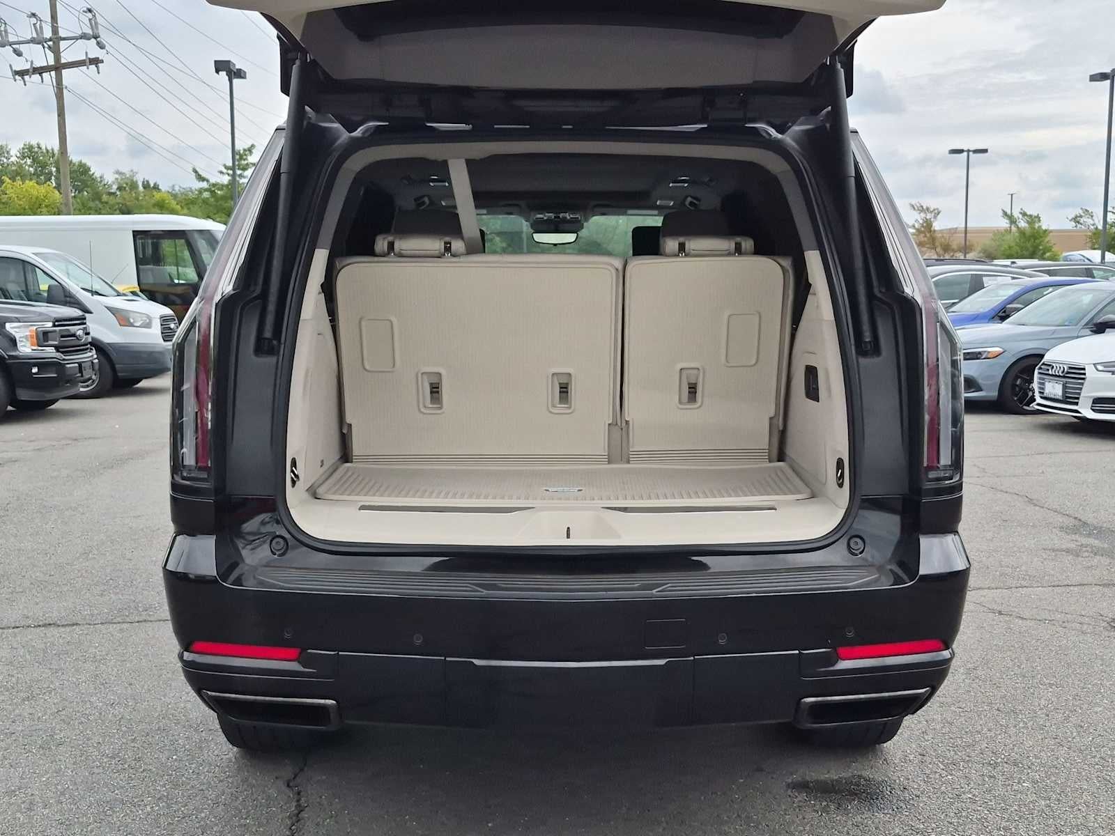 2025 Cadillac Escalade 4WD Sport Platinum