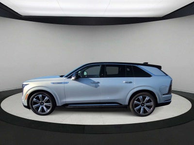 2025 Cadillac ESCALADE IQ Luxury 2